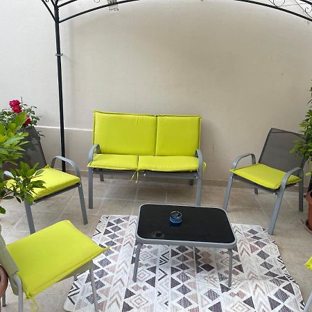 Cozy Minimal Apartment Piraeus Luaran gambar