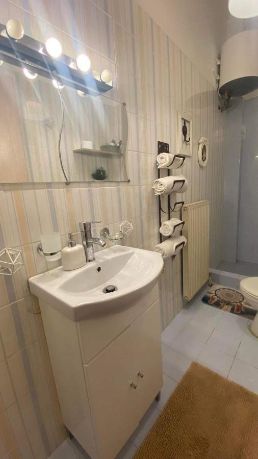 Cozy Minimal Apartment Piraeus Luaran gambar