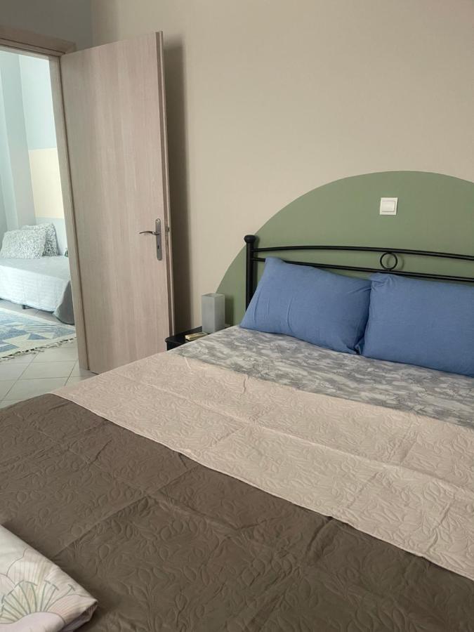 Cozy Minimal Apartment Piraeus Luaran gambar